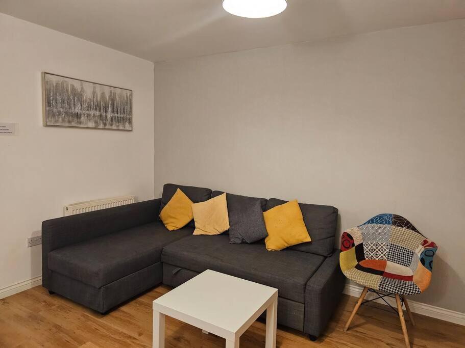 The Park View, 2 Bedroom House Kirkcaldy Bagian luar foto