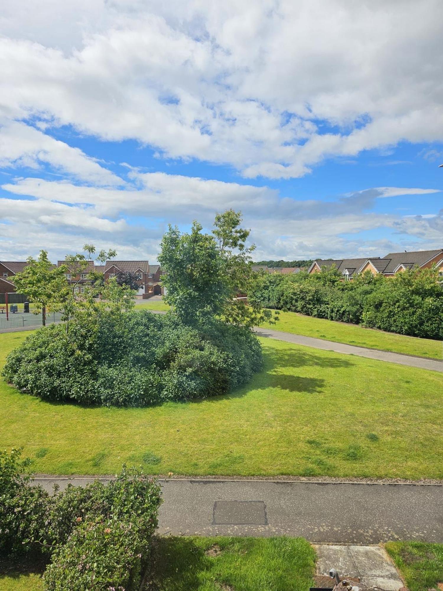 The Park View, 2 Bedroom House Kirkcaldy Bagian luar foto