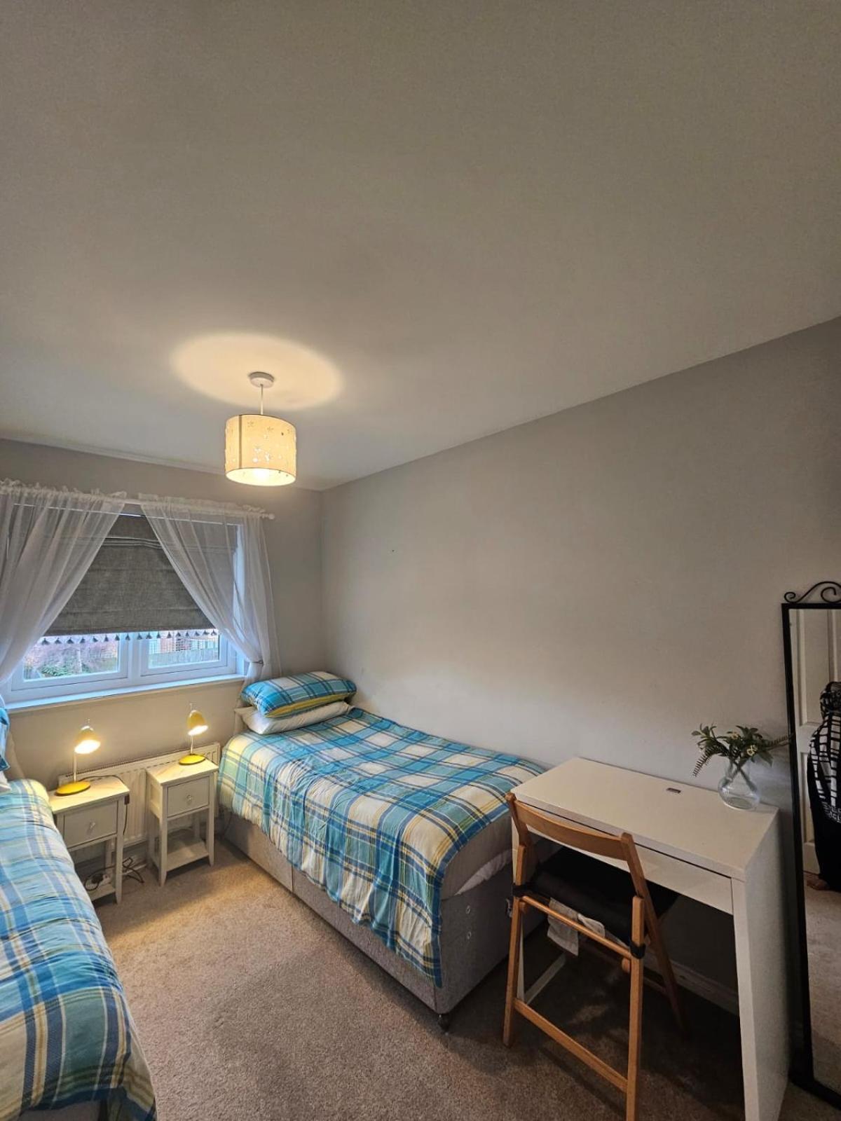The Park View, 2 Bedroom House Kirkcaldy Bagian luar foto